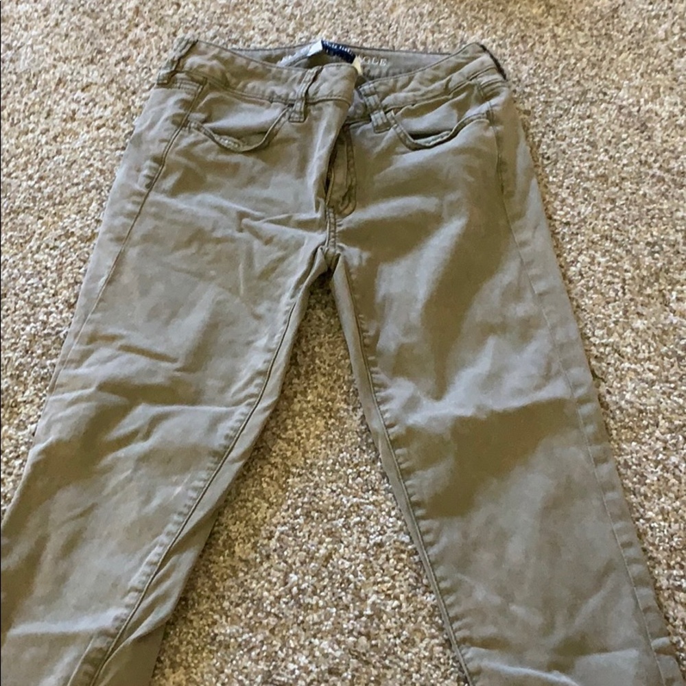 Super stretch green jeggings cropped